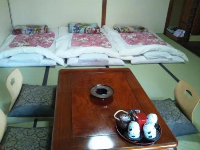 Takigawa Ryokan Kioto
