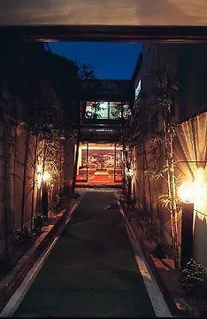 Takigawa Ryokan Kioto